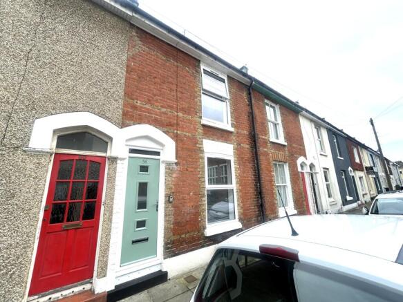 3 bed property, in Collingwood Road, £300,000