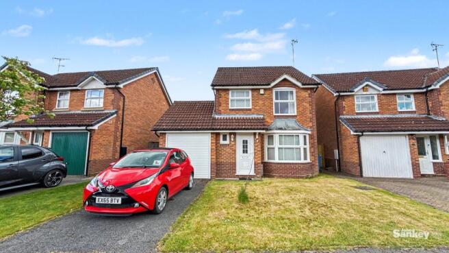 3 bed property, in Johnson Drive, £240,000