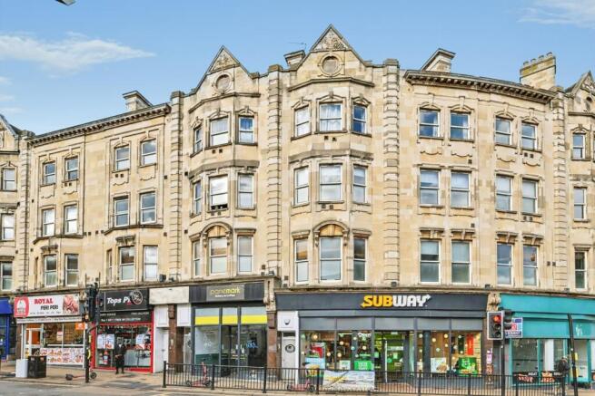 1 bed property, in Sheep Street, £80,000