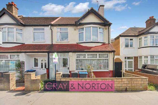 3 bed property, in Davidson Road, £459,950