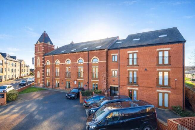 1 bed property, in Bexley Hall, £68,000