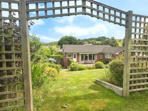 3 bed property, in Sandybrook Lane, £490,000