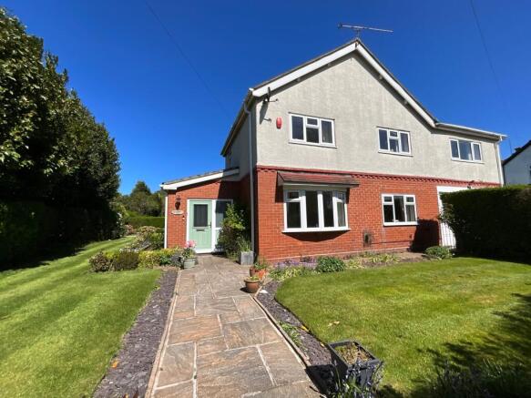 4 bed property, in Caverswall Road, £500,000