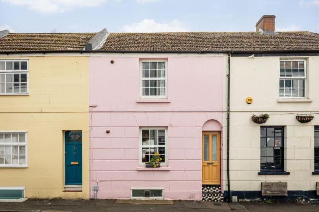 2 bed property, in Foundry Street, £550,000