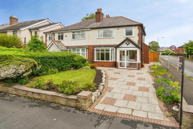 3 bed property, in Greenmount Lane, £400,000