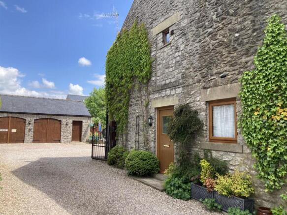 6 bed property, in Alma Road, £750,000