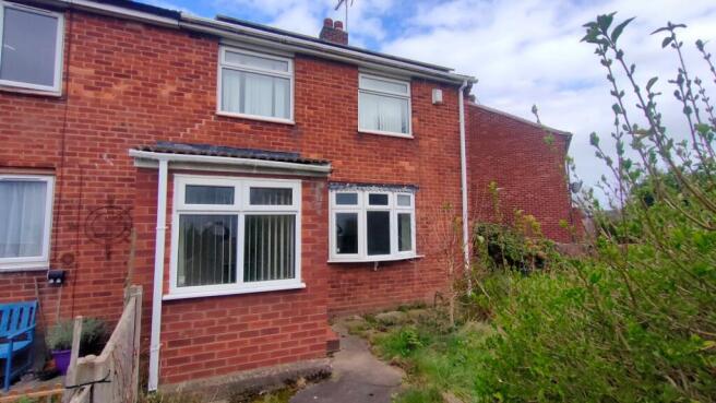 3 bed property, in The Mount, £45,000
