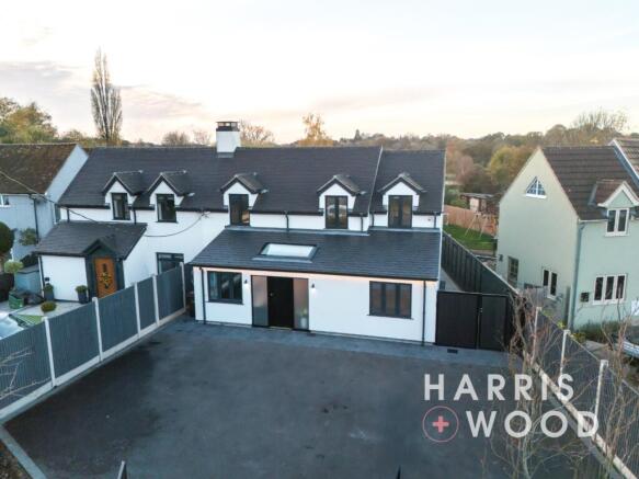 4 bed property, in Kiln Cottages, £900,000