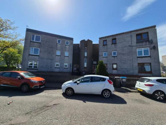 3 bed property, in 60 Ardlair Terrace, £70,000