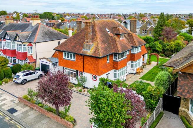 5 bed property, in Herschell Road, £1,550,000