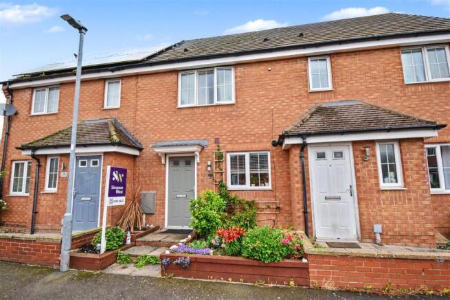 3 bed property, in Nuthatch Close, £219,950