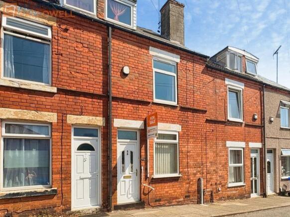 4 bed property, in Mount Milner, £130,000