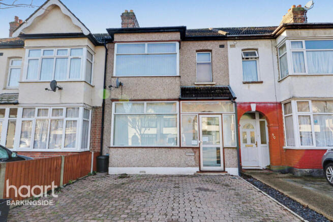 3 bed property, in Hazelbrouck Gardens, £500,000