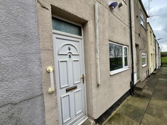 3 bed property, in Day Street Brotton, £35,000