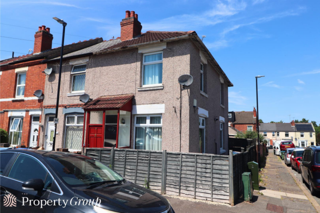 2 bed property, in Lowther Street, £135,000