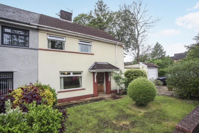3 bed property, in Dynea Road, £250,000
