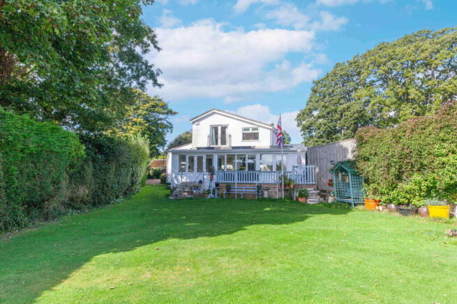 4 bed property, in Dartmouth Road, £900,000