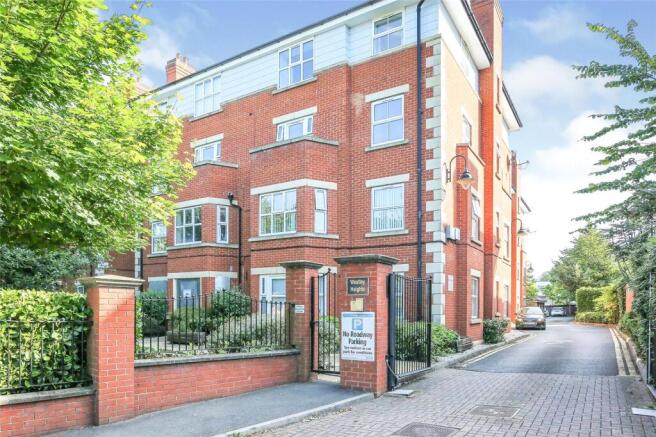 1 bed property, in Westley Heights, £125,000