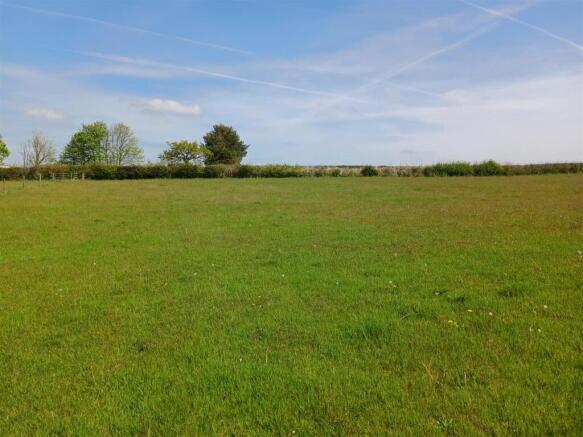 Land, in East Taphouse, £55,000