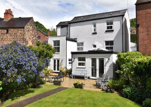 4 bed property, in Alfreton Road, £450,000