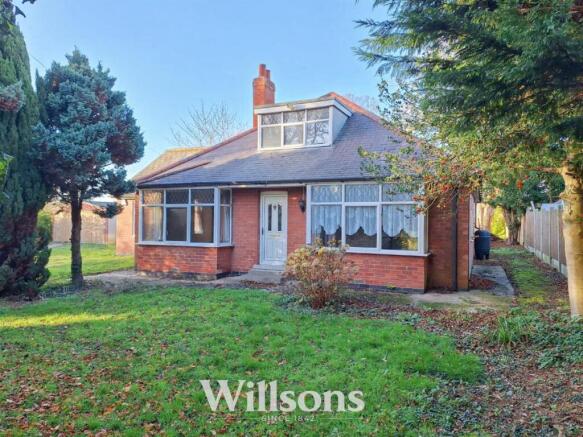 3 bed property, in Alford Road, £325,000