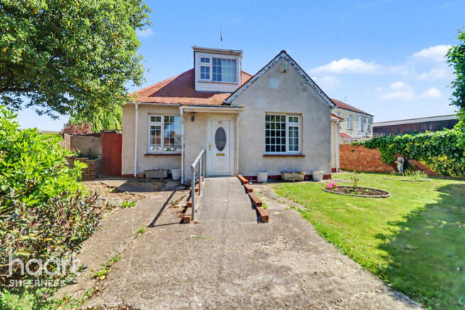 3 bed property, in Cecil Avenue, £180,000