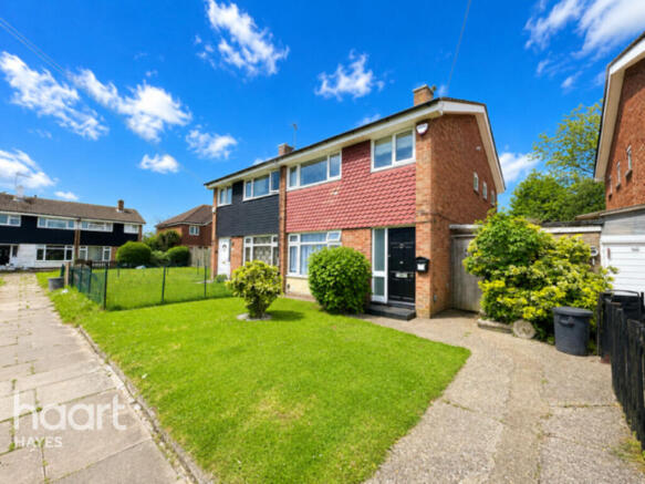 3 bed property, in Hayman Crescent, £500,000