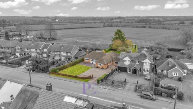 5 bed property, in Hinckley Road, £725,000