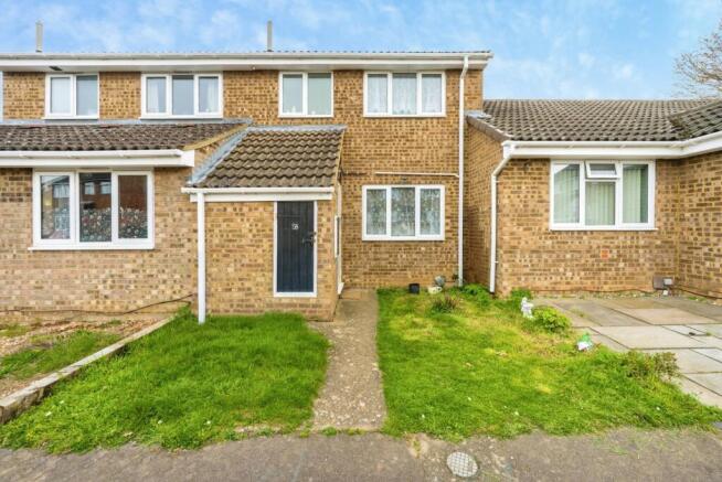 3 bed property, in Mortimer Road, £300,000