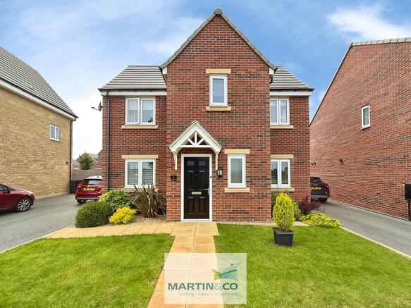 3 bed property, in Hodding Road, £250,000