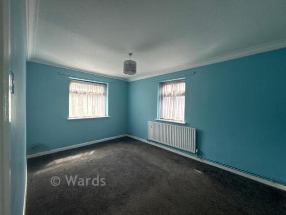 2 bed property, in Bobbing Hill, £276,000