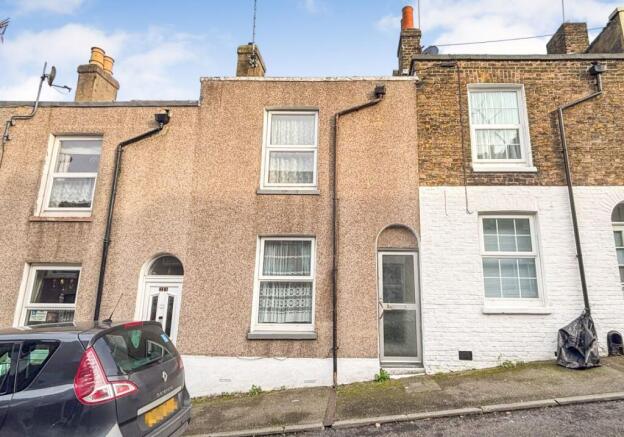 2 bed property, in 21 Alexandra Road, £110,000