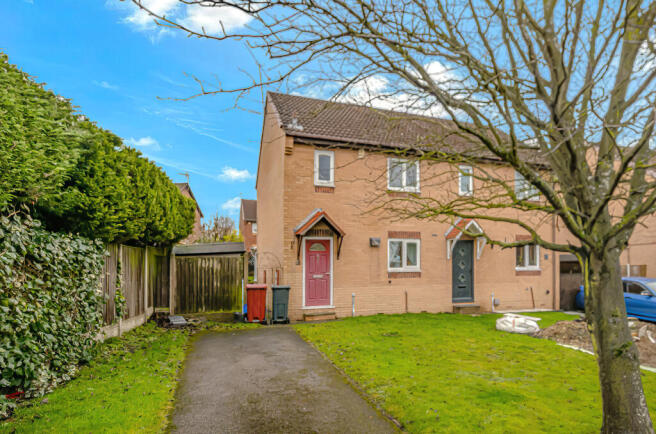 3 bed property, in Heritage Drive, £170,000