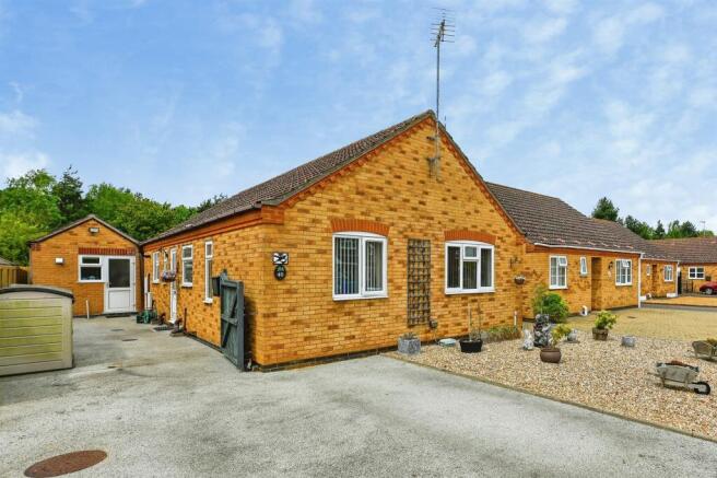 3 bed property, in Philip Nurse Road, £400,000