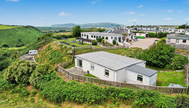 4 bed property, in Y Glyn, £750,000