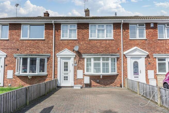 3 bed property, in Eastleigh Drive, £180,000