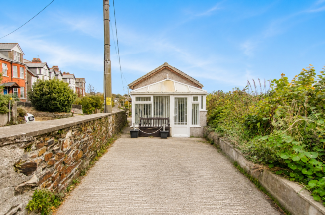 1 bed property, in Little Towan 7B Beacon Road, £125,000