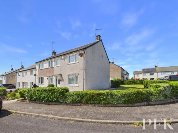 3 bed property, in Pinfold Close, £200,000