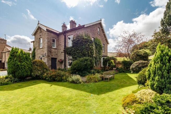 7 bed property, in Fair View, £775,000