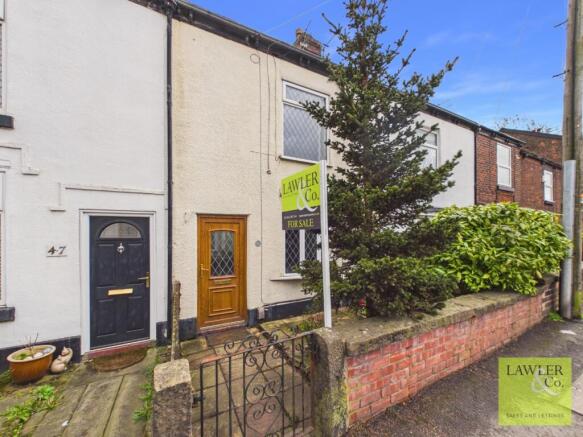2 bed property, in Chester Road, £200,000