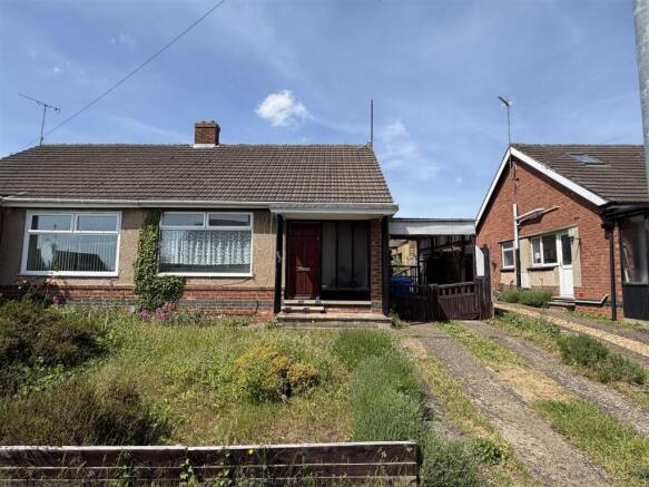 2 bed property, in Rydalside, £165,000