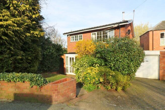 3 bed property, in Highgate Road, £325,000
