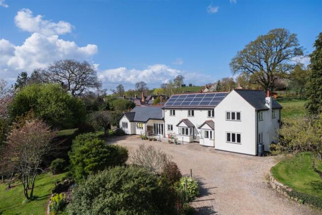 5 bed property, in Beeston Brook, £980,000