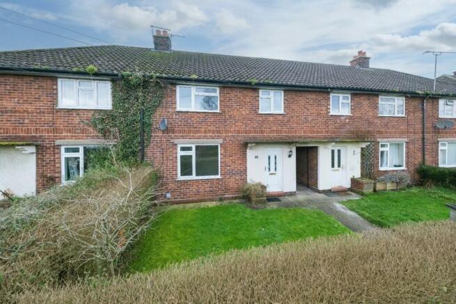 3 bed property, in Winterford Lane, £245,000