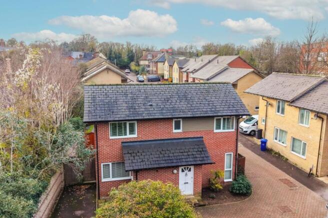3 bed property, in Falmouth Street, £365,000