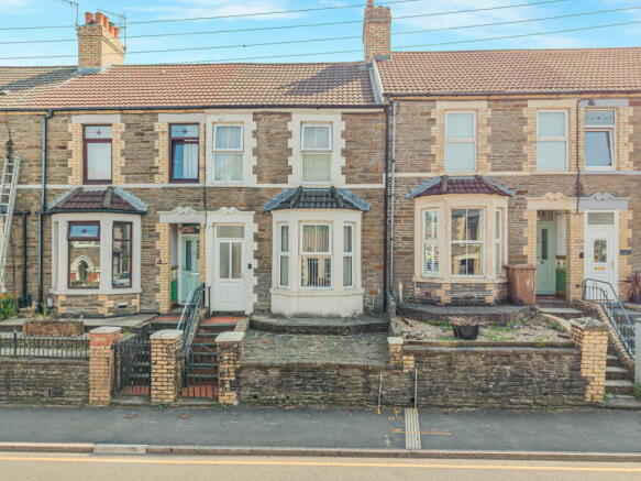 3 bed property, in Van Road, £230,000