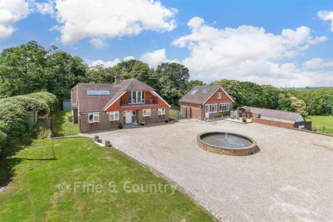 5 bed property, in Panel Lane, £1,795,000