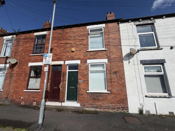2 bed property, in Elder Grove, £145,000