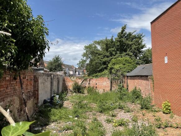 Land, in Land on the North West side of Richmond Road, £78,000