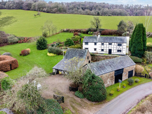 5 bed property, in Hope Mansell, £1,000,000
